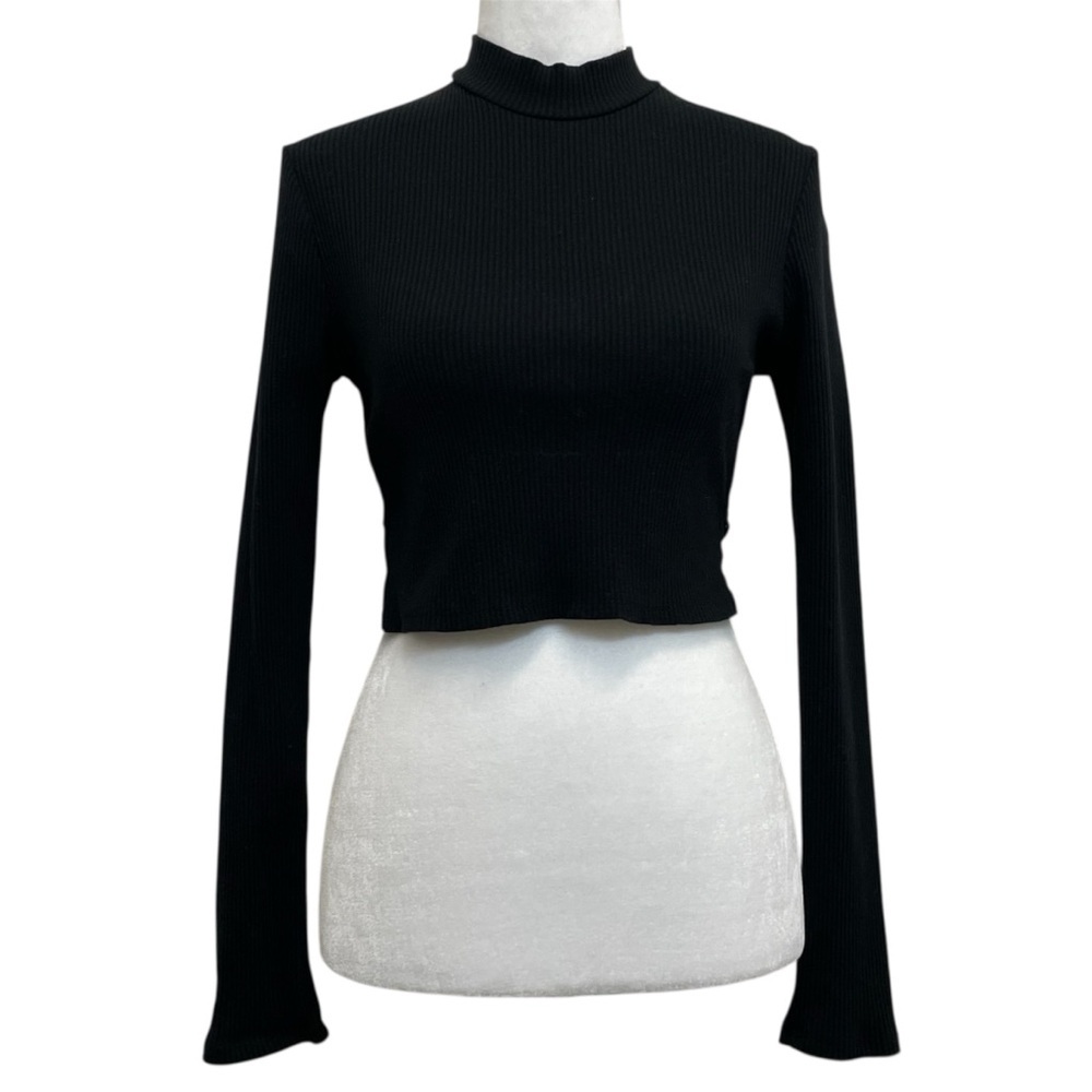 Heart & Hips Black Ribbed Knit Mock Neck Cropped Long Sleeve Sweater Top